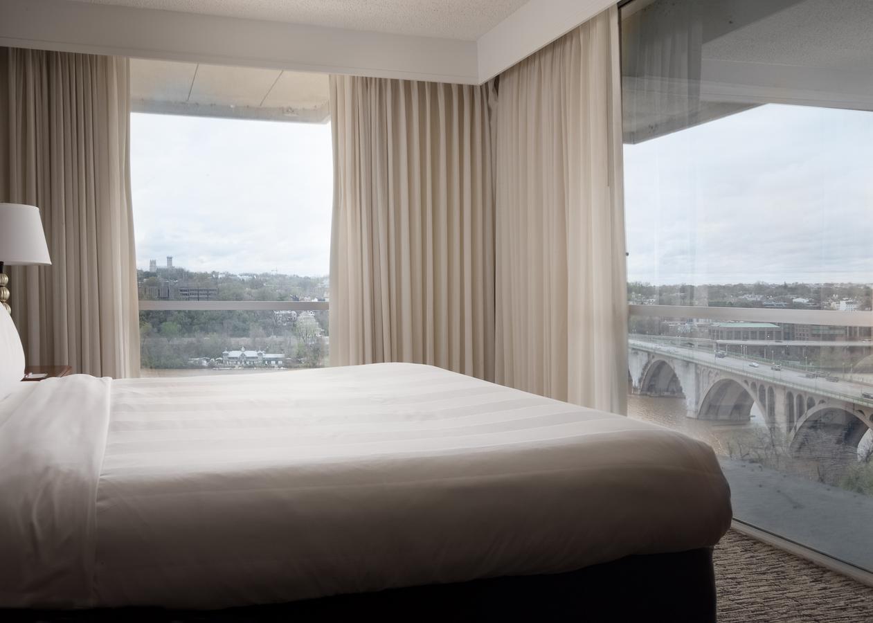 Key Bridge Marriott Hotel Arlington Exterior photo