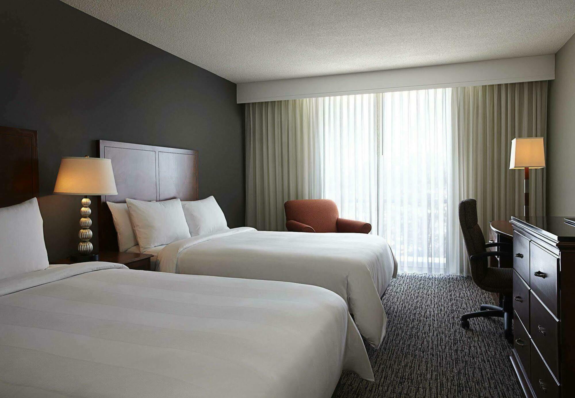 Key Bridge Marriott Hotel Arlington Exterior photo